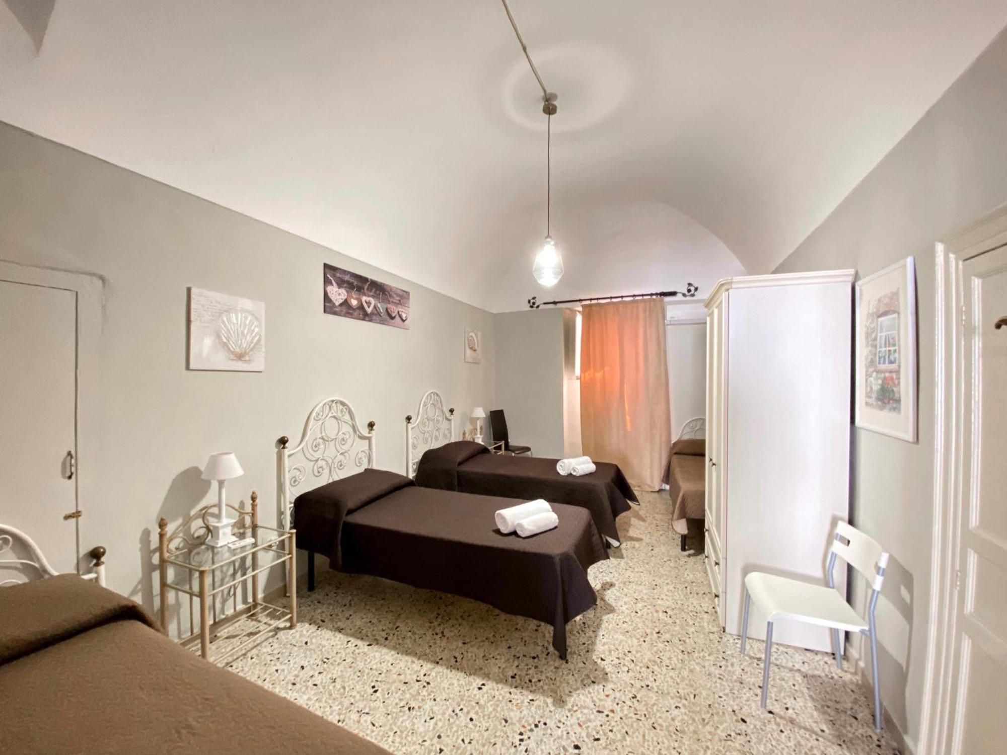 La Ginestra Apartment Corleone Exterior photo